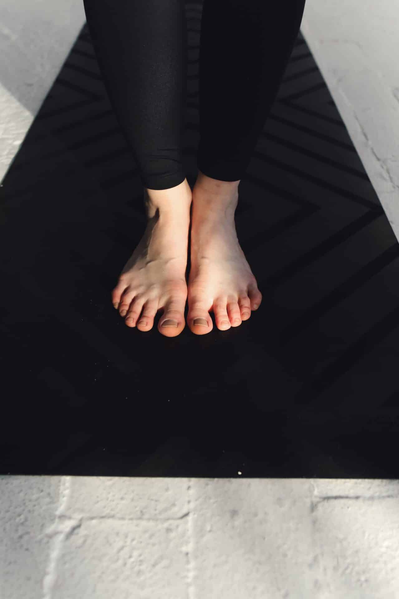 foot showing healthy feet and nails
